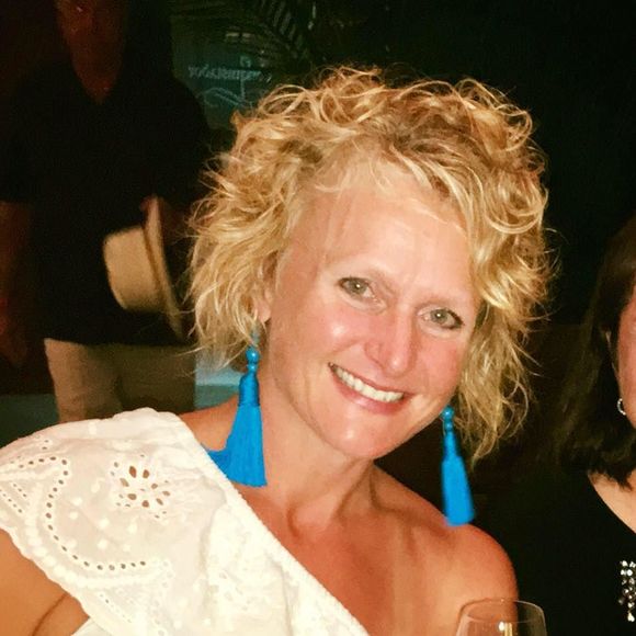 I’m Ann- Come &play! So many Amazing things 4U😘 - Picture 8 of 8